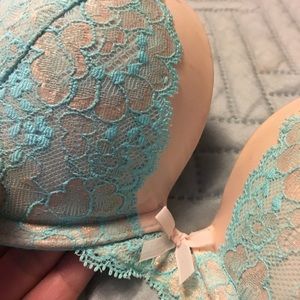 Lace Detailed Bra